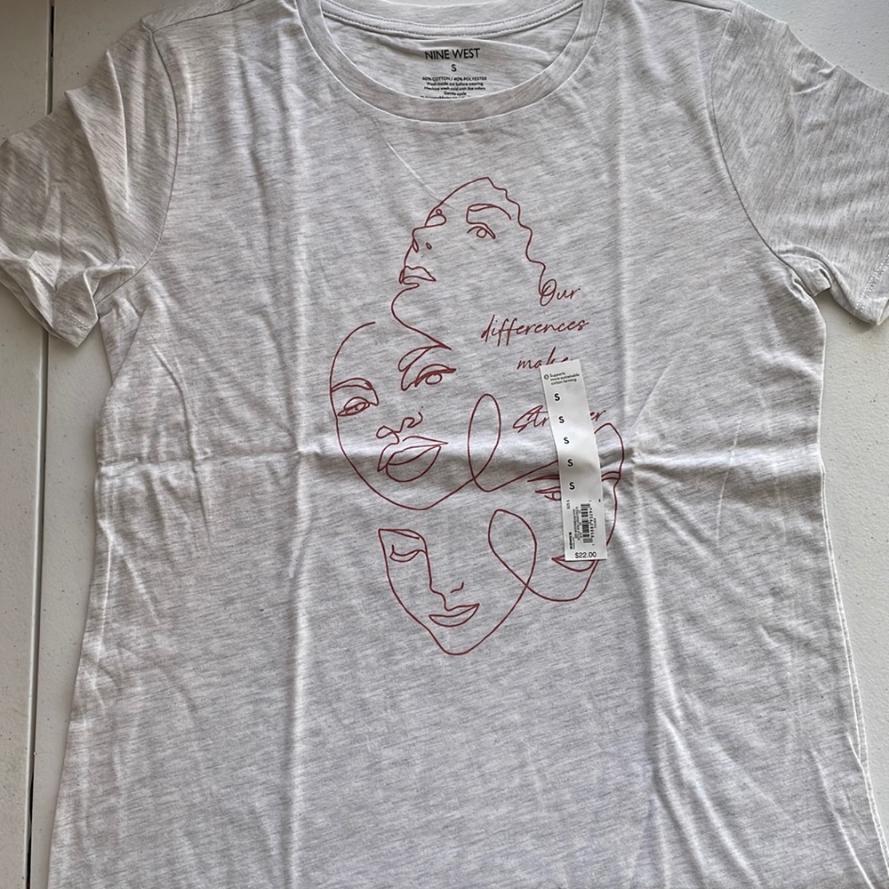 NWT, Nine West Graphic T Shirt, Small